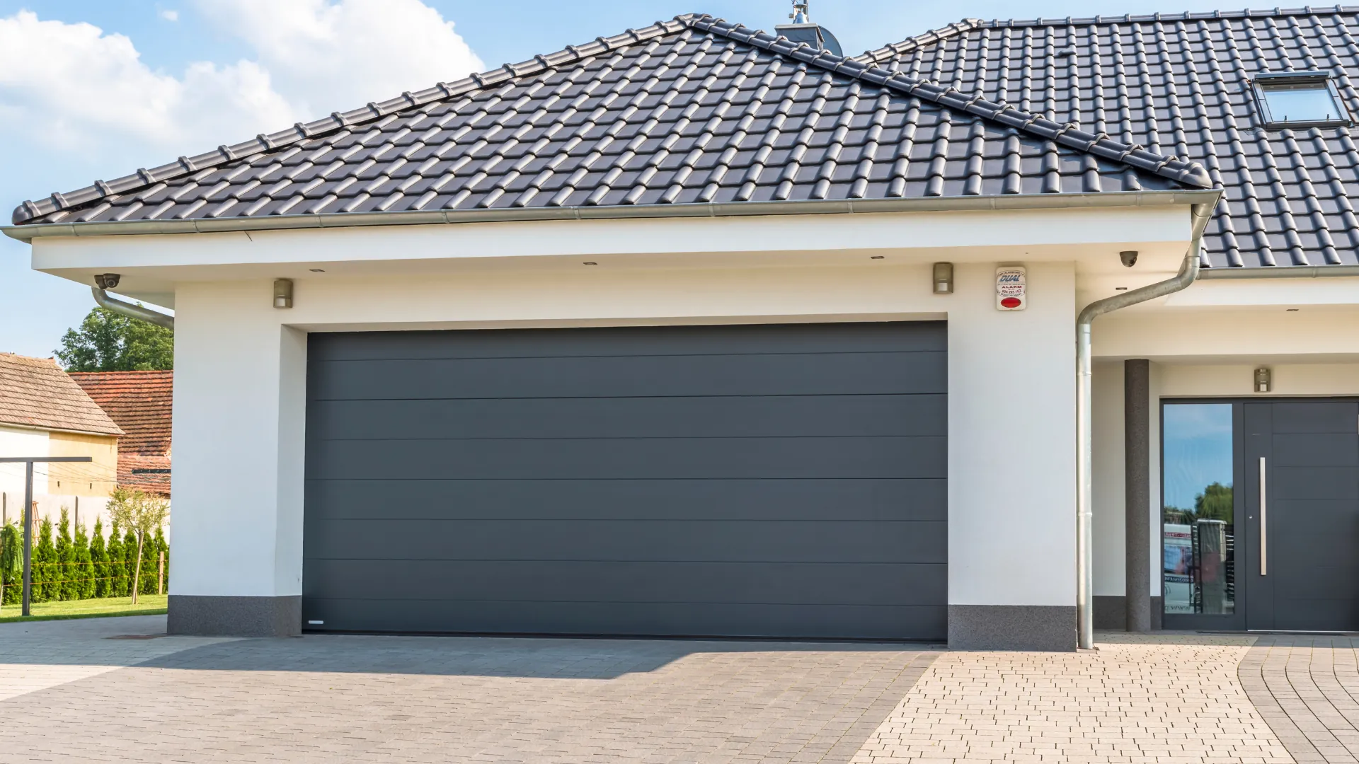 Garagen- & Industrietore